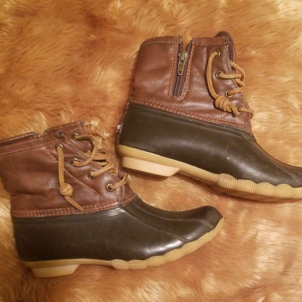 Sperry duck boots